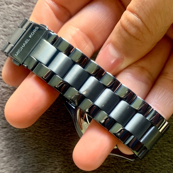 Michael Kors Slim Runway Blue Steel Watch MK3419 - Picture 5 of 6